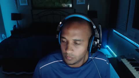 a4orce online show from April 28, 2026, 2:27 am