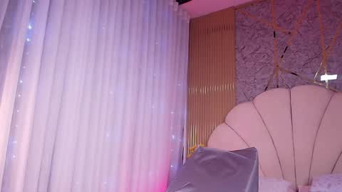 Aisha online show from April 29, 2026, 11:58 am