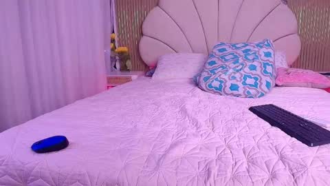 Aisha online show from May 9, 2026, 11:59 am