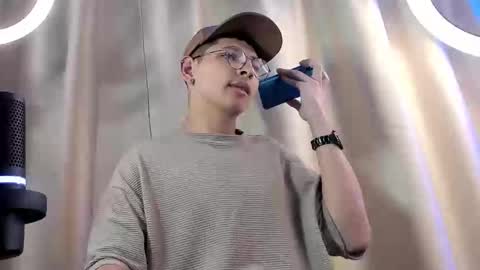 alejo online show from February 5, 2025, 10:33 pm