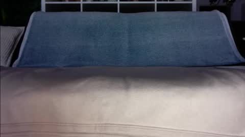 a_nice_dick_77 online show from March 17, 2026, 5:22 am