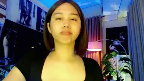 Lovely Yana  online show from October 16, 2025, 6:25 am