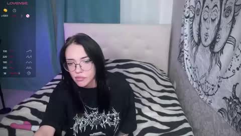 Kris Michael online show from February 4, 2026, 3:29 pm