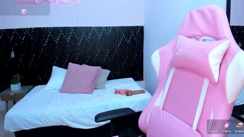 Abby Lee  online show from February 23, 2025, 9:37 pm