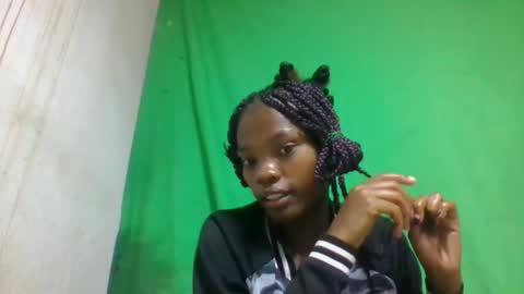 Snapshot of aadienne chatting on May 12, 2026, 9:56 pm aadienne online show from May 12, 2026, 9:56 pm