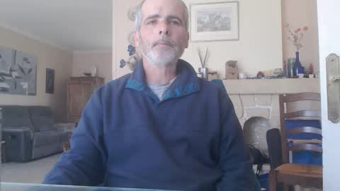 Aalex1717 online show from May 12, 2026, 9:28 am