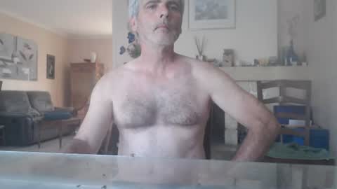 Snapshot of aalex1717 chatting on June 19, 2026, 5:12 am Aalex1717 online show from June 19, 2026, 5:12 am