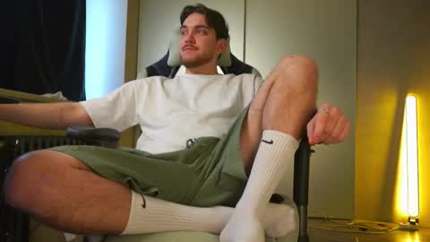 Alex online show from December 19, 2025, 8:21 am