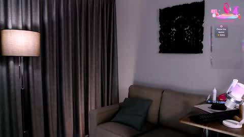 Alice online show from December 2, 2025, 1:22 am