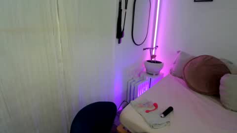 Aaliyahlayla online show from January 25, 2025, 4:56 am