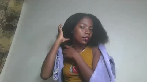 aangevelo online show from November 8, 2025, 9:42 am