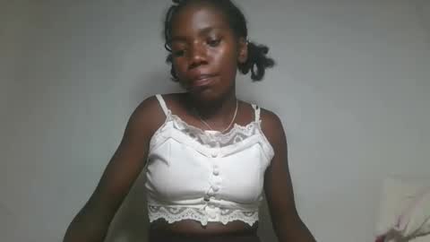 aangevelo online show from November 13, 2025, 10:03 am