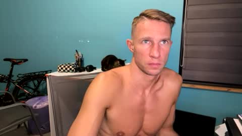 Snapshot of aann69 chatting on July 7, 2026, 8:46 pm aann69 online show from July 7, 2026, 8:46 pm