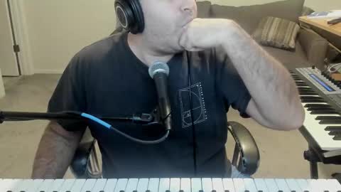 Aaron online show from December 2, 2025, 2:39 am