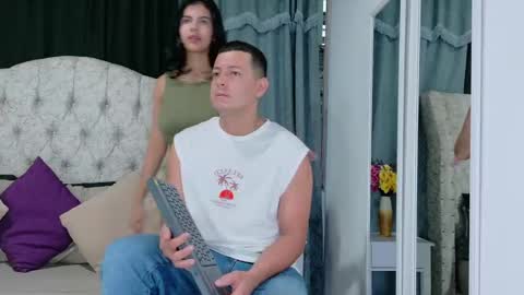 Aaron  Samanta  online show from December 12, 2024, 10:56 am