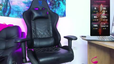 Aaron  online show from October 1, 2025, 9:10 pm