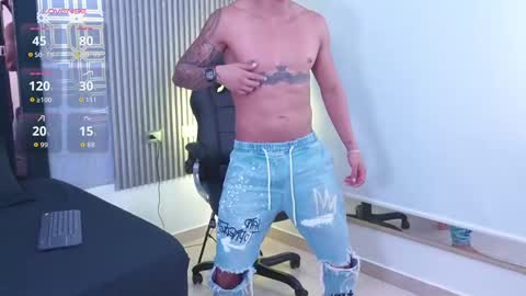 Aaron  online show from June 2, 2026, 4:36 am