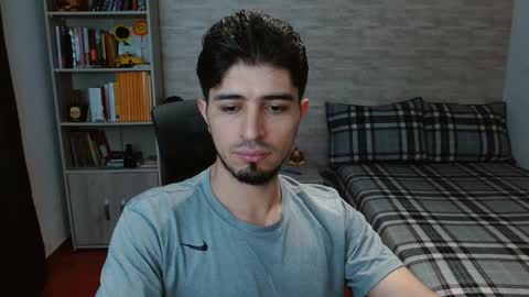 Aaron online show from October 23, 2025, 7:23 pm