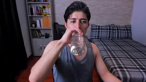 Aaron online show from December 1, 2025, 12:15 am