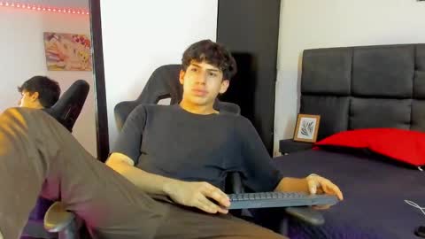 Aron online show from September 11, 2025, 11:05 pm