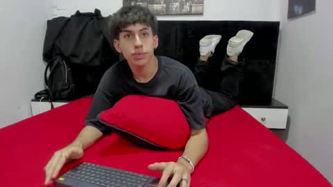 Aron online show from September 18, 2025, 7:16 pm