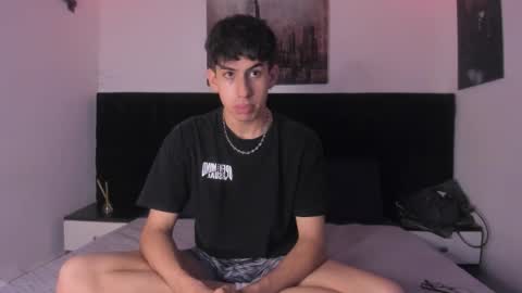 Aron online show from December 3, 2025, 12:58 pm