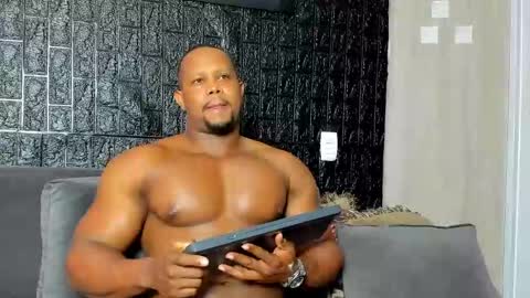 Aaron online show from September 26, 2025, 11:03 am