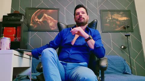 Aaron online show from January 21, 2025, 4:32 am