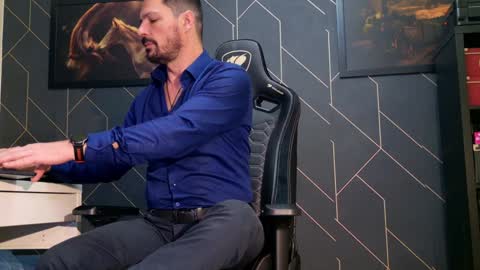 Aaron online show from January 30, 2025, 9:47 pm