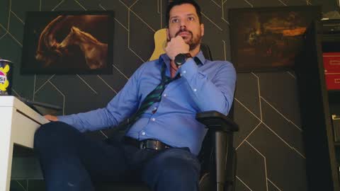 Aaron online show from February 5, 2025, 6:13 am