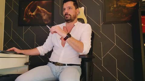 Aaron online show from February 9, 2025, 12:19 pm