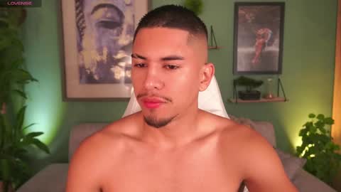 AARON  online show from February 19, 2025, 7:39 am