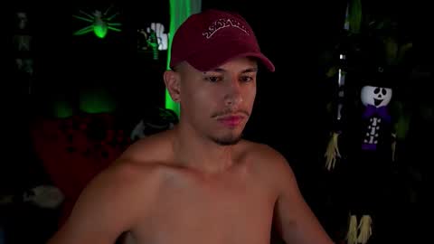 AARON  online show from October 16, 2025, 12:17 pm