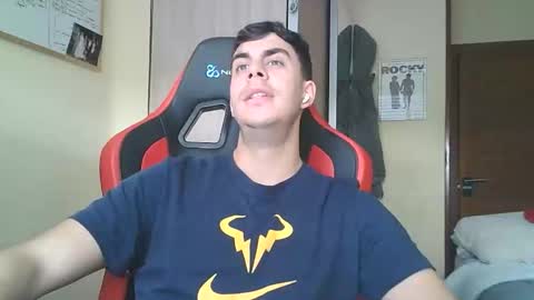 aaronlavine online show from April 20, 2026, 3:04 pm