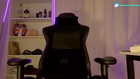 Aaron  online show from February 23, 2025, 5:12 am