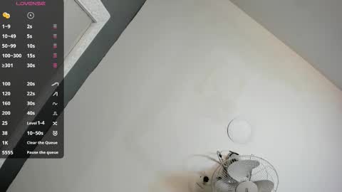 abbey_walker online show from October 20, 2025, 11:21 am