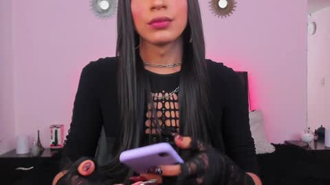 Abbigail Fuster  online show from January 29, 2025, 10:37 am