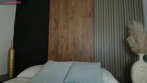 Abbygail online show from January 15, 2025, 12:15 pm