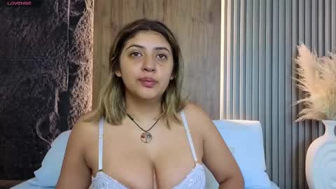 Abbygail online show from October 1, 2025, 12:22 pm