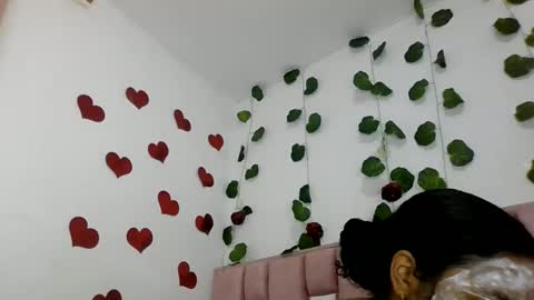 abby_moss_2 online show from March 3, 2026, 12:33 pm