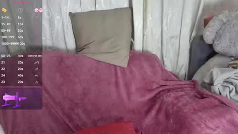 Vannesa online show from March 27, 2026, 9:42 am