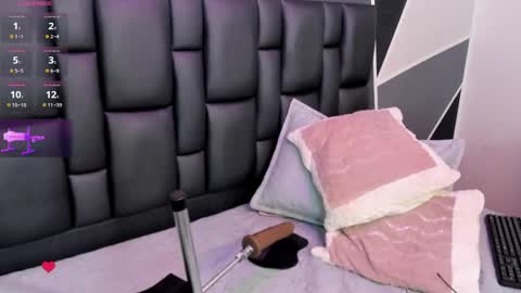 abbyadams23 online show from April 22, 2026, 3:31 am