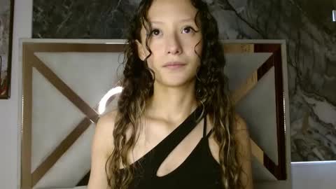 abbycute online show from September 17, 2025, 2:19 pm