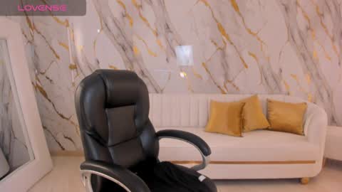 Abby Dalton  online show from February 1, 2025, 1:51 pm