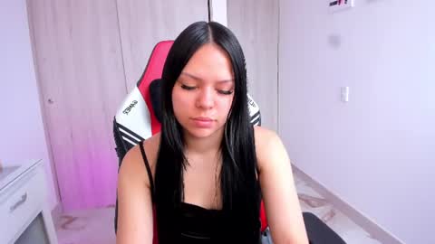 Snapshot of abbydixon1 chatting on July 13, 2026, 1:36 pm Abby Dixon online show from July 13, 2026, 1:36 pm