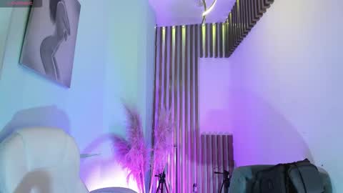 ABBY online show from September 16, 2025, 7:48 pm