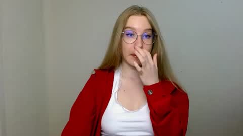 Abby Lovense is active online show from June 13, 2026, 10:35 am