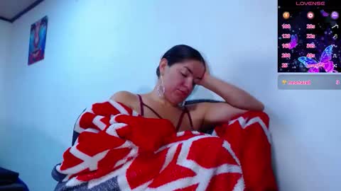 Snapshot of abbyshinne chatting on November 13, 2025, 3:11 pm abbyshinne online show from November 13, 2025, 3:11 pm