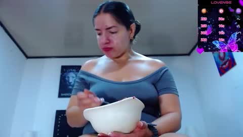 Snapshot of abbyshinne chatting on February 17, 2026, 2:24 pm abbyshinne online show from February 17, 2026, 2:24 pm