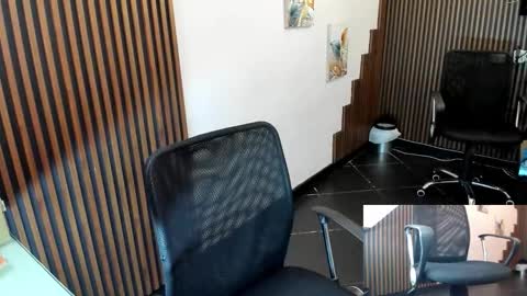 Abby Stones online show from September 16, 2025, 10:27 am